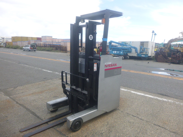 USED FORKLIFT - F. UCHIYAMA & CO.,LTD.